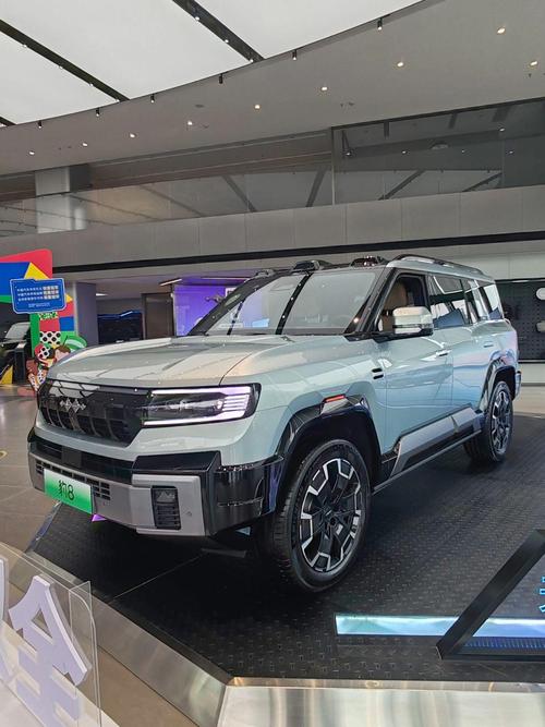 惠州278比亚迪方程豹硬派越野的爆款，英菲尼迪35周年与你共成长